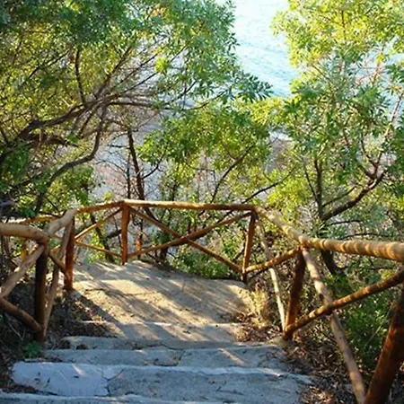 Lipari Willa Cefalù
